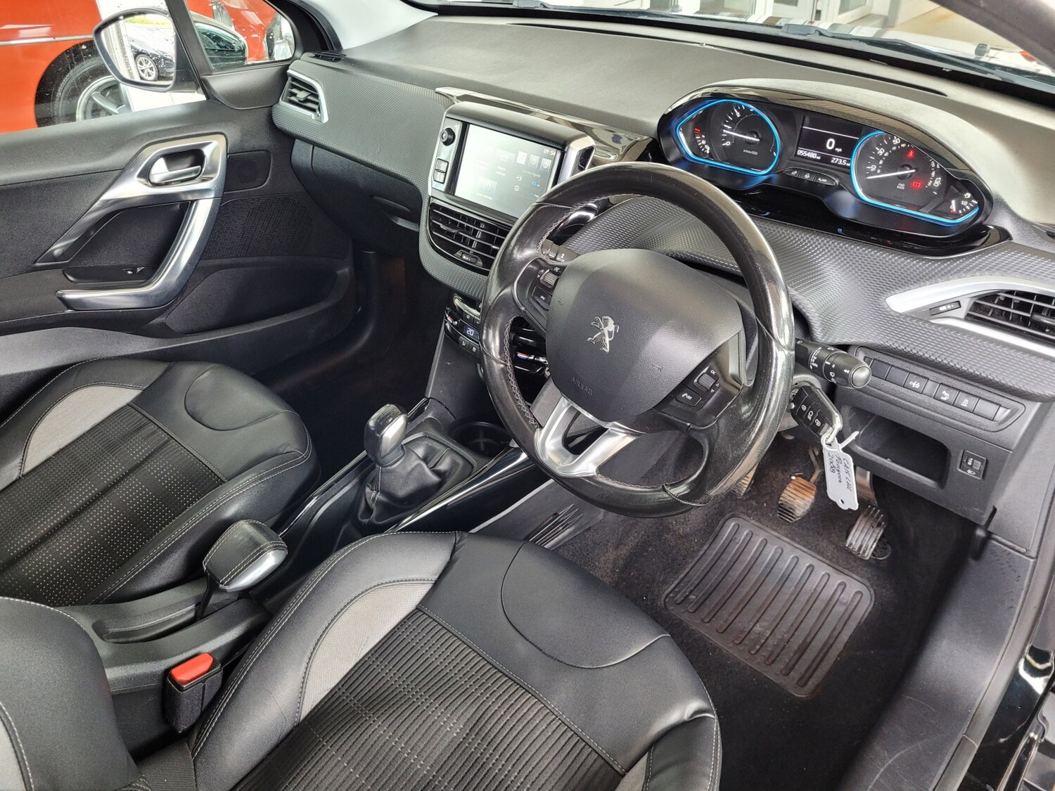 Used Peugeot 2008 2015 for sale - 78198007: Photo 10