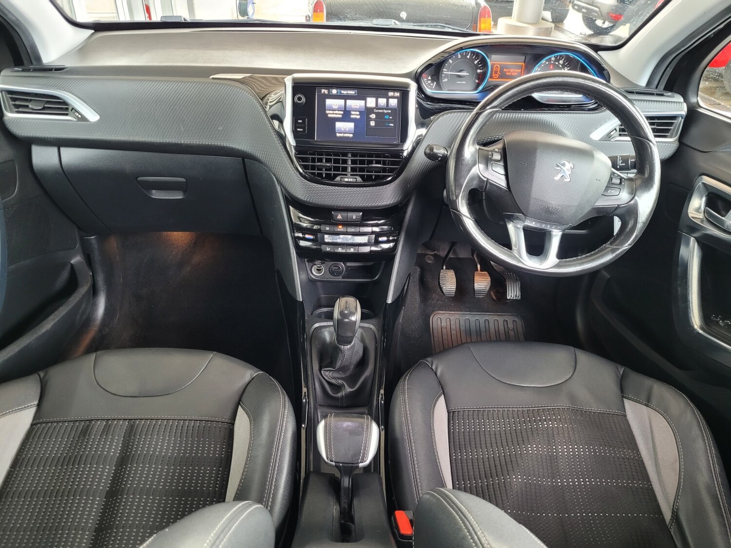 Used Peugeot 2008 2015 for sale - 78198007: Photo 12