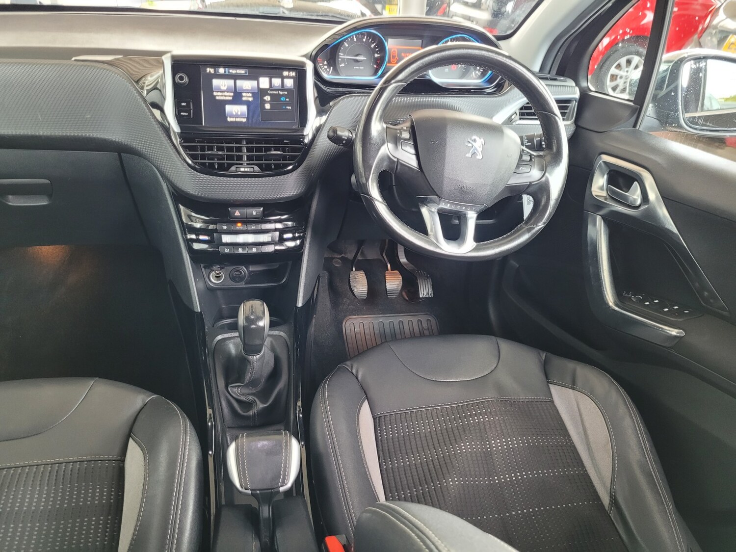 Used Peugeot 2008 2015 for sale - 78198007: Photo 13