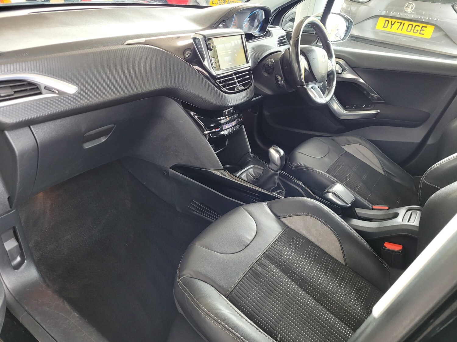 Used Peugeot 2008 2015 for sale - 78198007: Photo 16