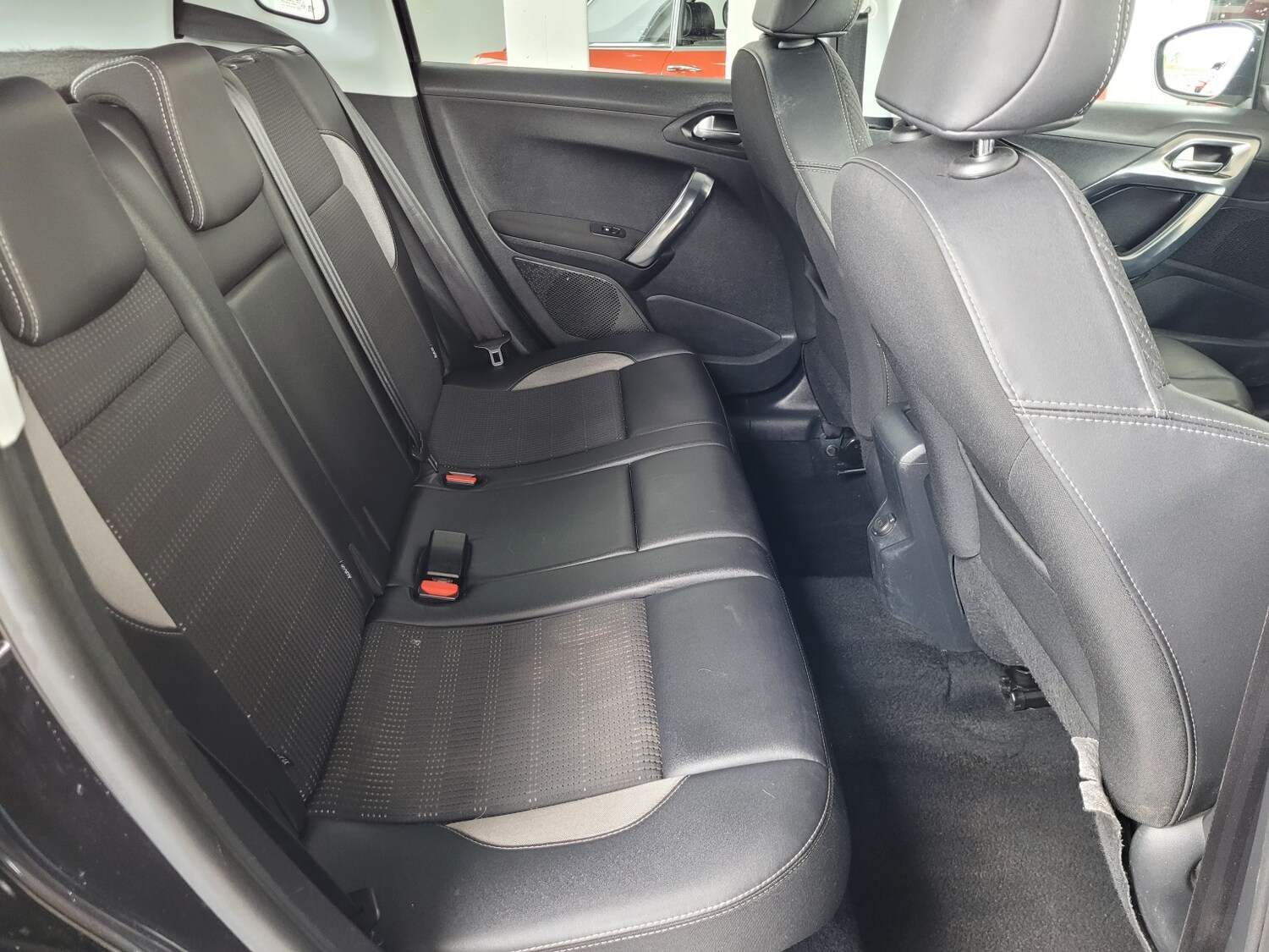 Used Peugeot 2008 2015 for sale - 78198007: Photo 17