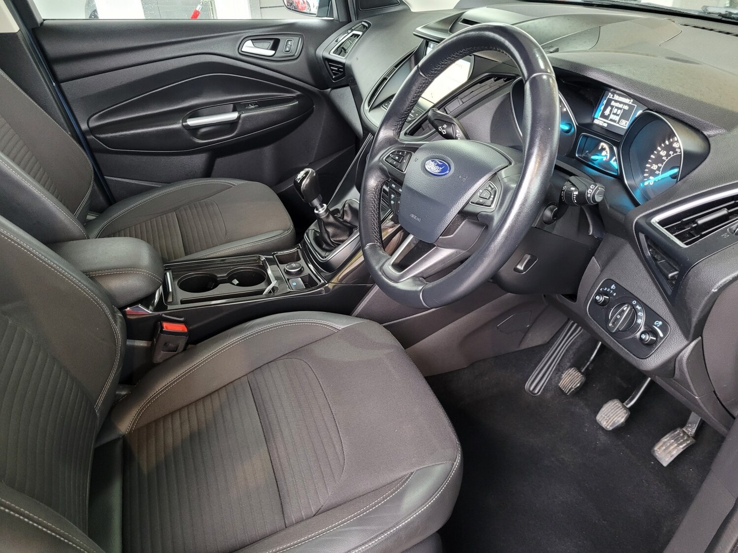 Used Ford Kuga 2018 for sale - 77453040: Photo 9