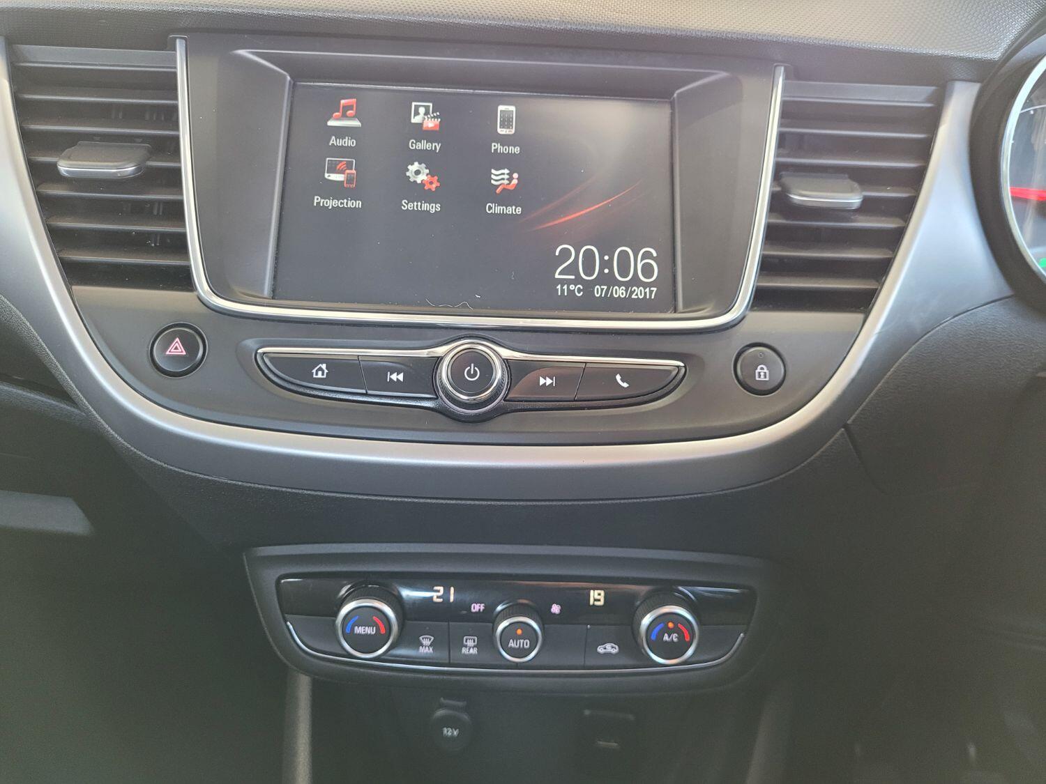 Used Vauxhall Crossland X 2017 for sale - 76712401: Photo 20