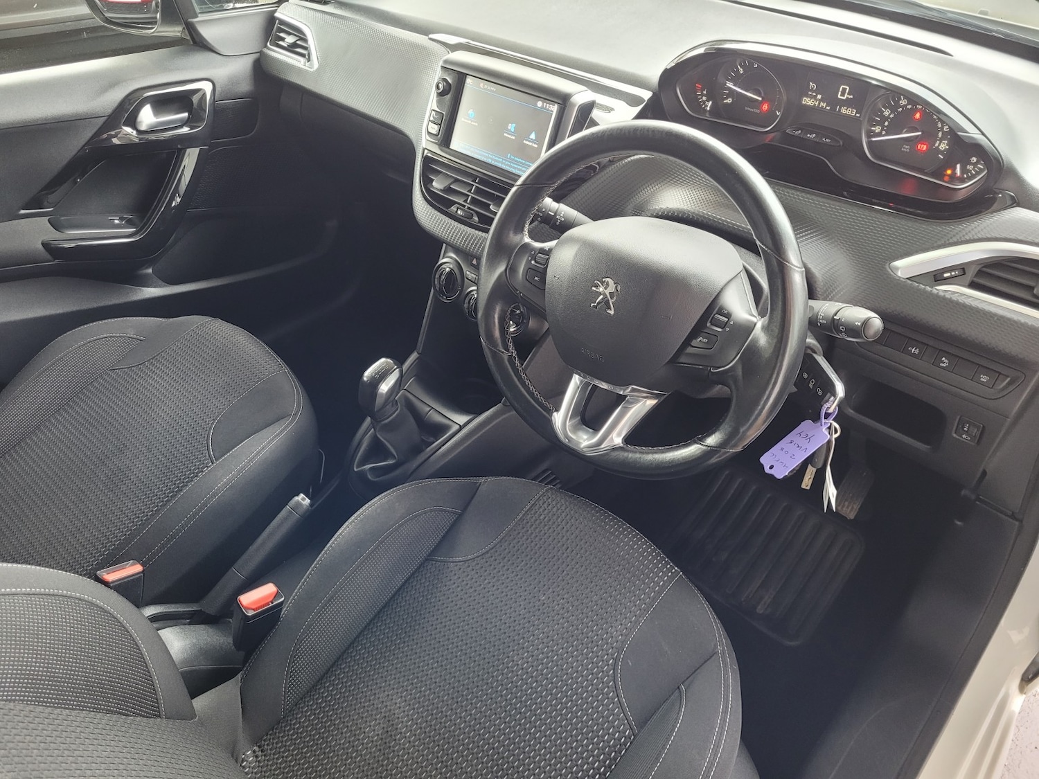 Used Peugeot 208 2018 for sale - 76817500: Photo 11