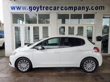Used Peugeot 208 2018 for sale - 76817500: Photo