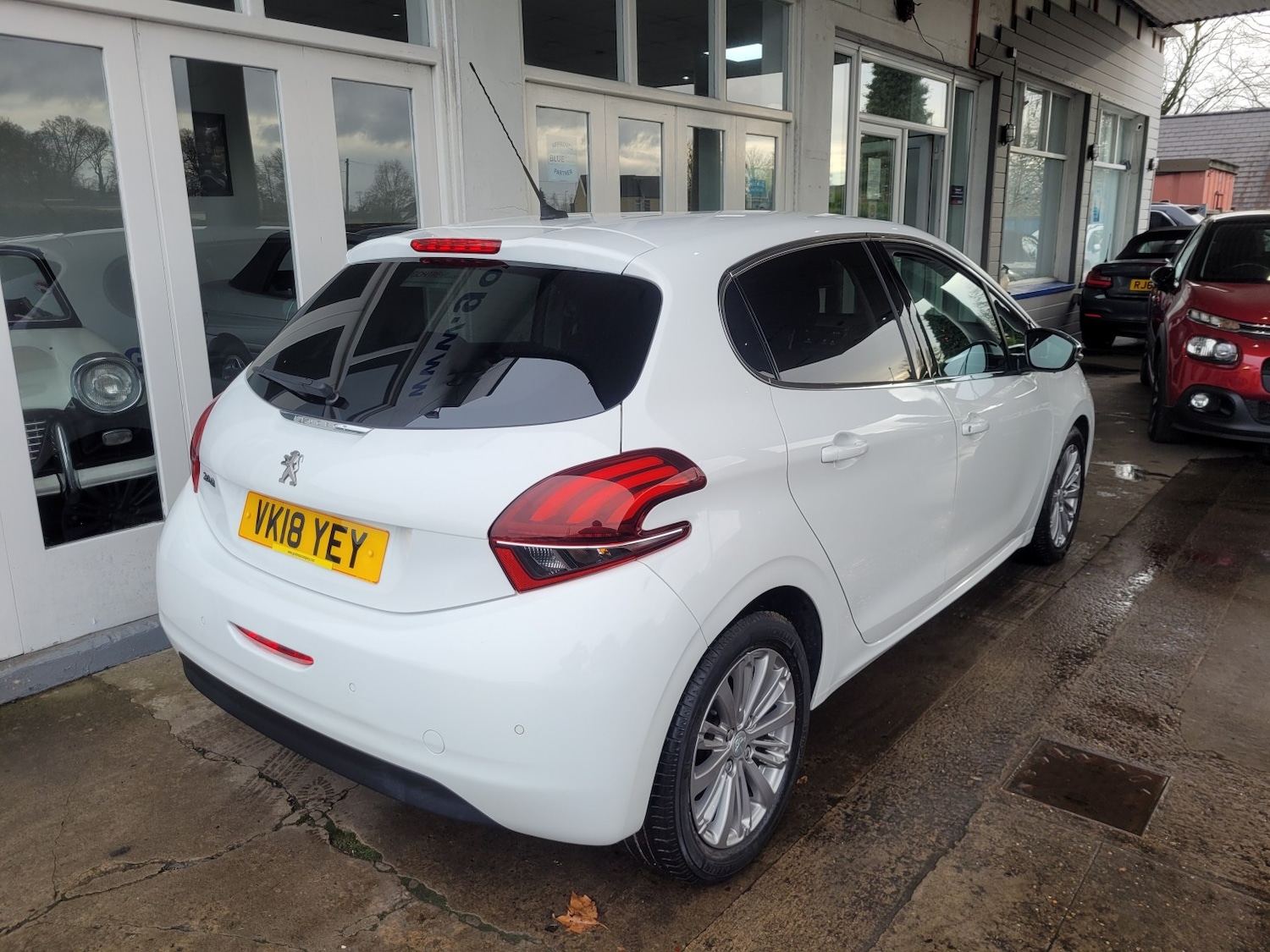 Used Peugeot 208 2018 for sale - 76817500: Photo 5