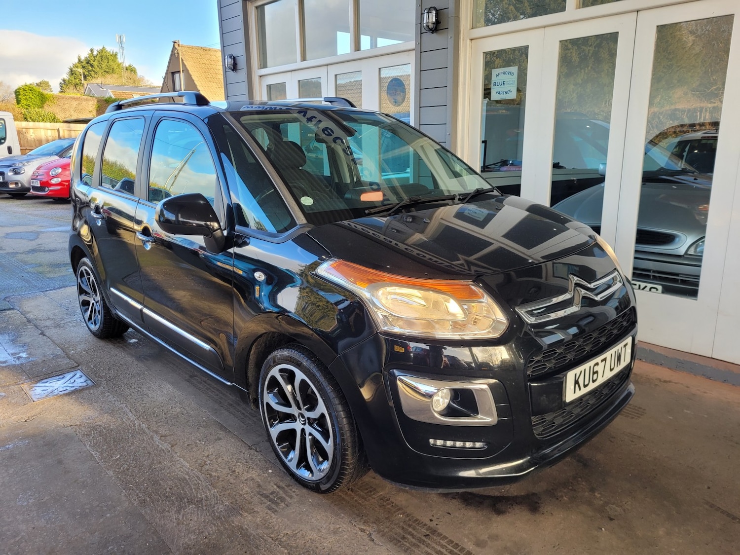 Used Citroen C3 Picasso 2017 for sale - 78004431: Photo 7