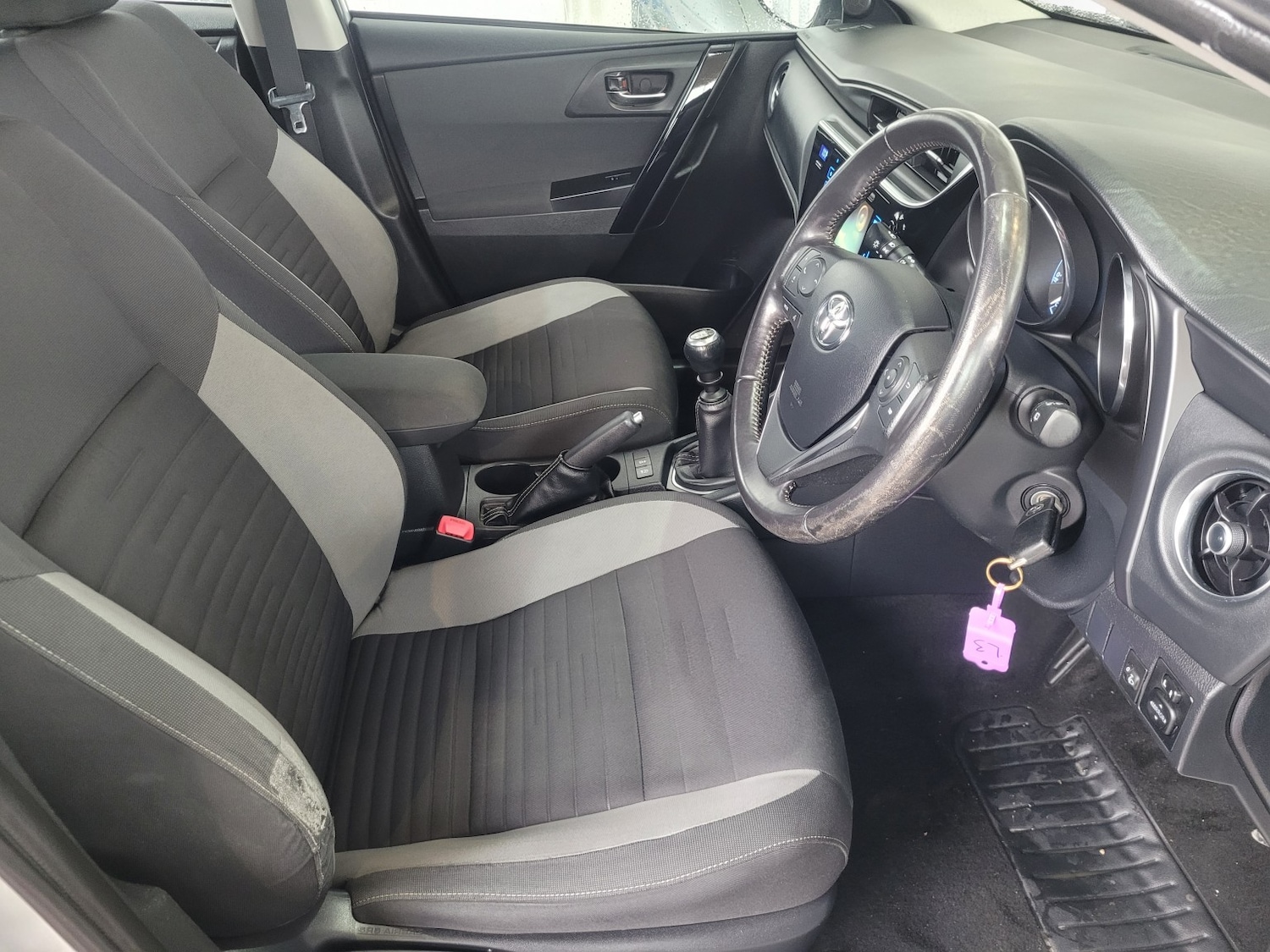 Used Toyota Auris 2015 for sale - 76547843: Photo 9