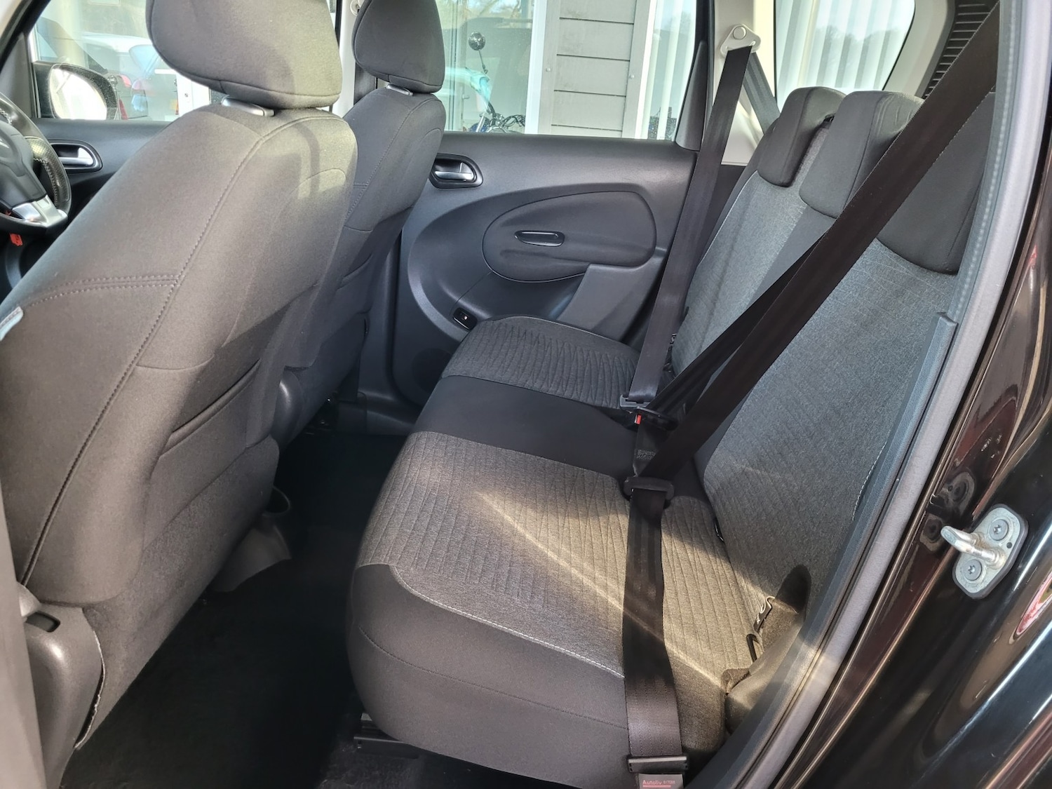 Used Citroen C3 Picasso 2017 for sale - 77129468: Photo 18