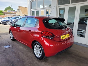 Used Peugeot 208 2016 for sale - 75151603: Photo