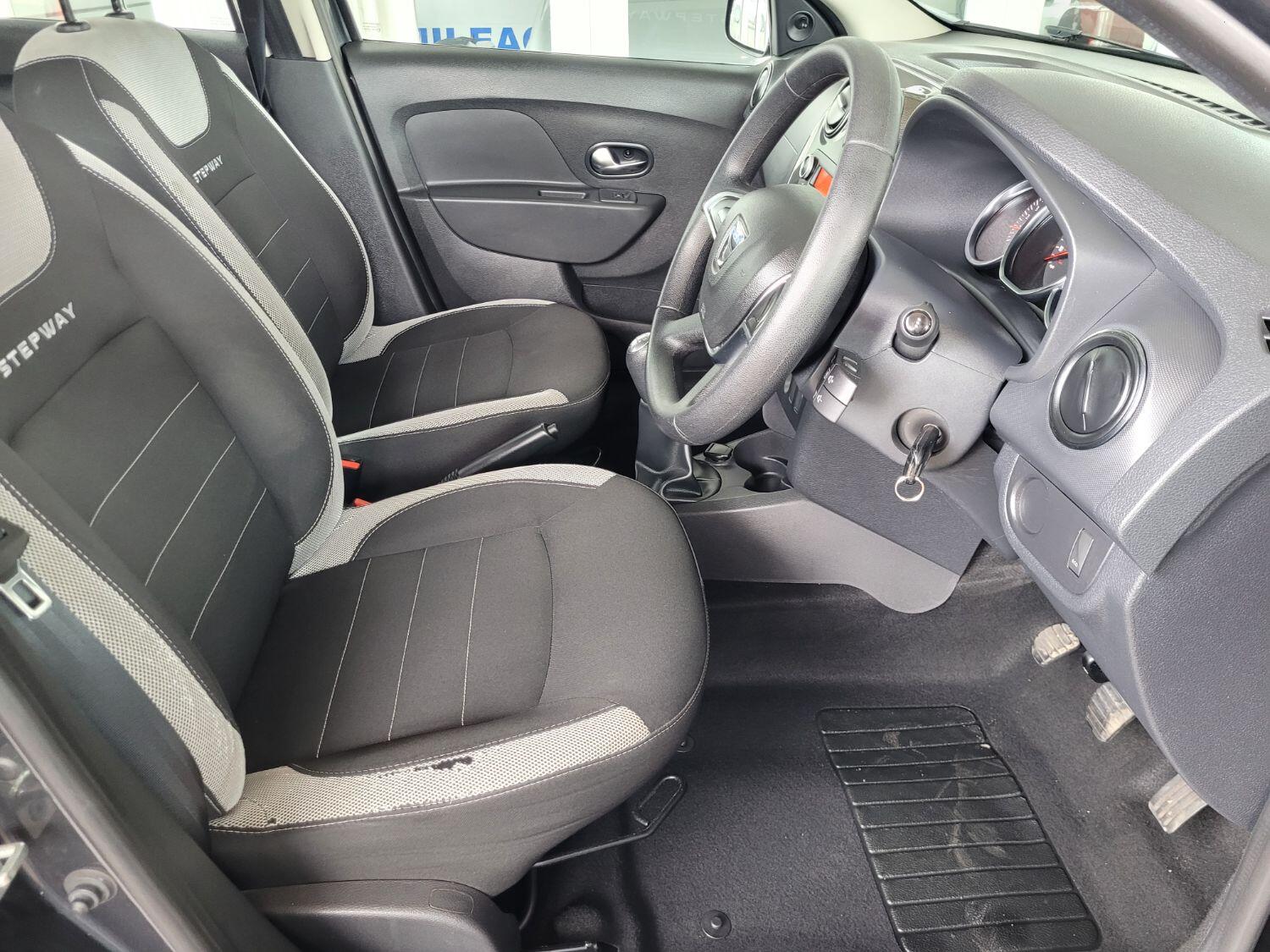 Used Dacia Sandero Stepway 2020 for sale - 76082674: Photo 12