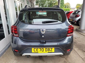 Used Dacia Sandero Stepway 2020 for sale - 76082674: Photo