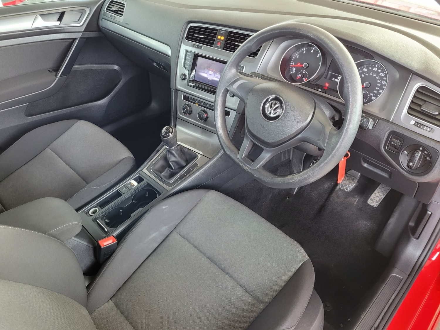 Used Volkswagen Golf 2015 for sale - 77584597: Photo 10
