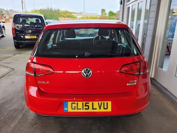 Used Volkswagen Golf 2015 for sale - 77584597: Photo