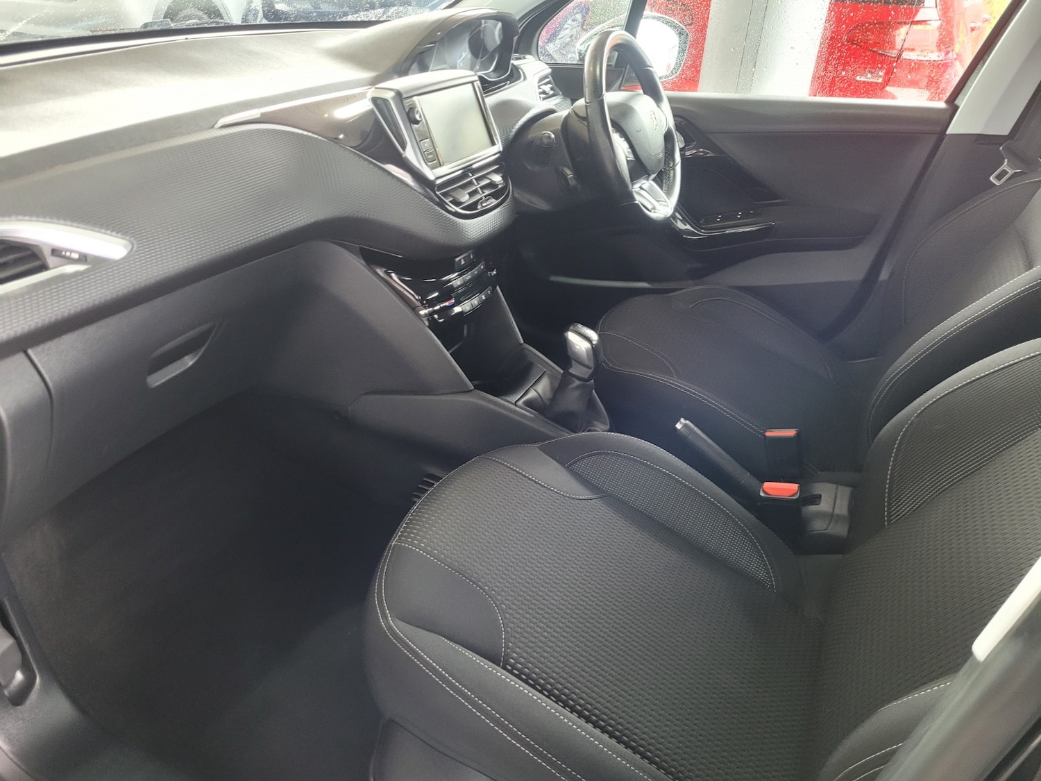 Used Peugeot 208 2018 for sale - 77622442: Photo 15
