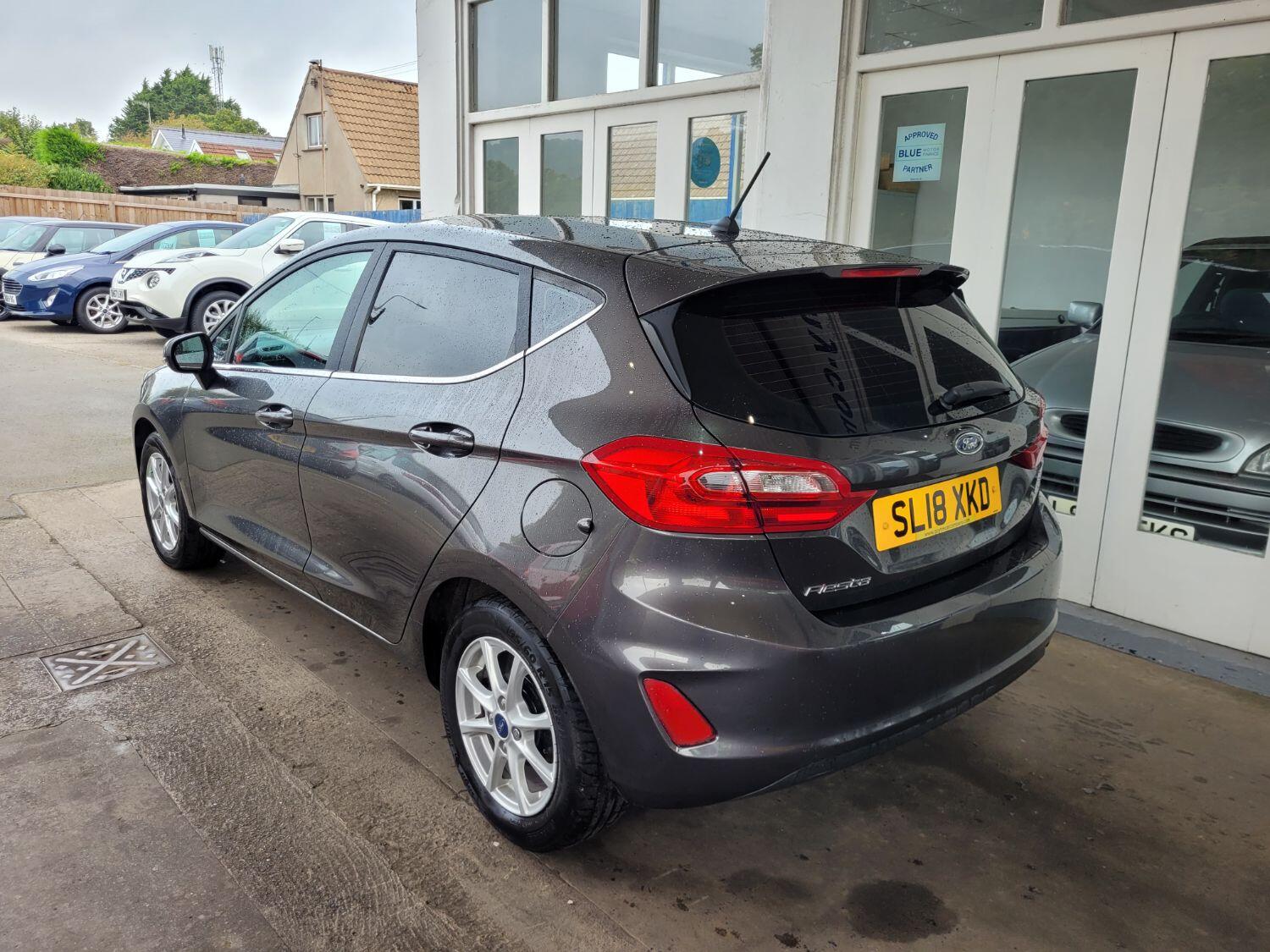 Used Ford Fiesta 2018 for sale - 76198172: Photo 3