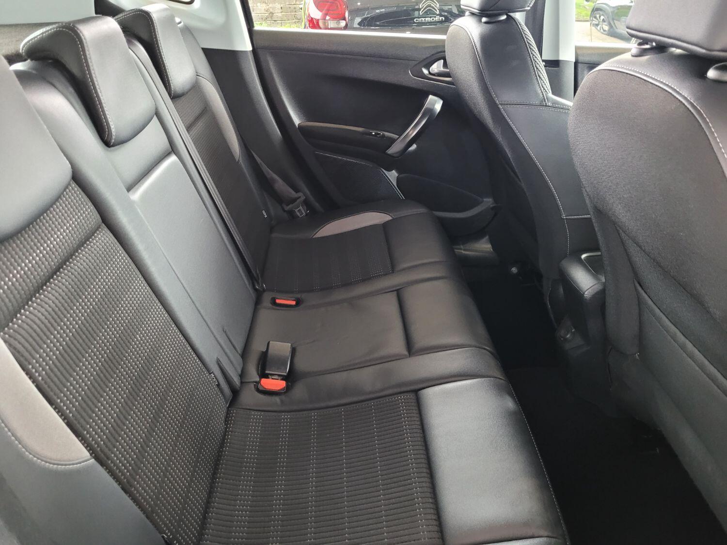 Used Peugeot 2008 2016 for sale - 76396990: Photo 13