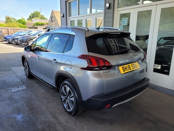 Used Peugeot 2008 2018 for sale - 79266868: Photo