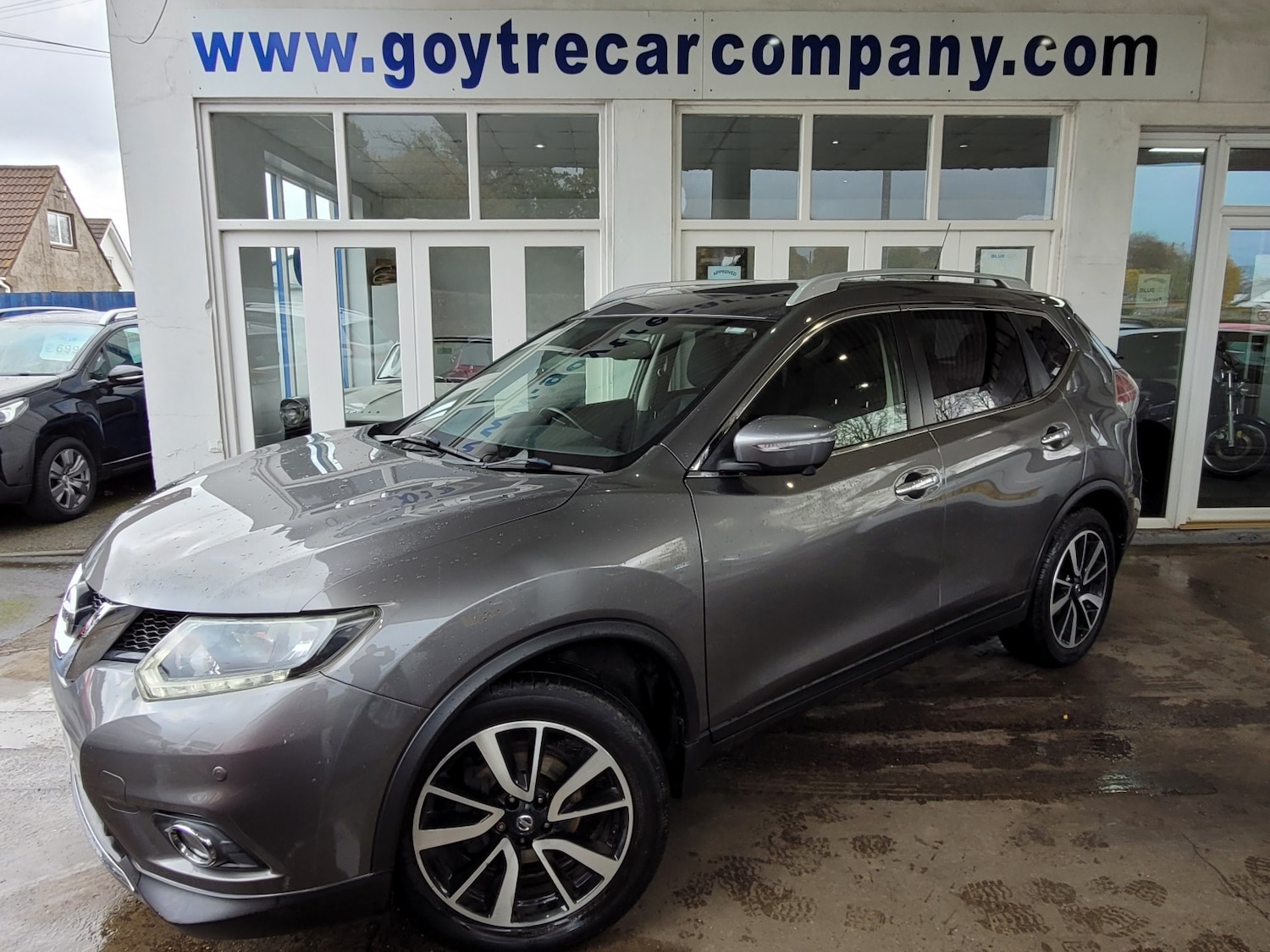 Used Nissan X-Trail 2017 for sale - 76430884: Photo 1
