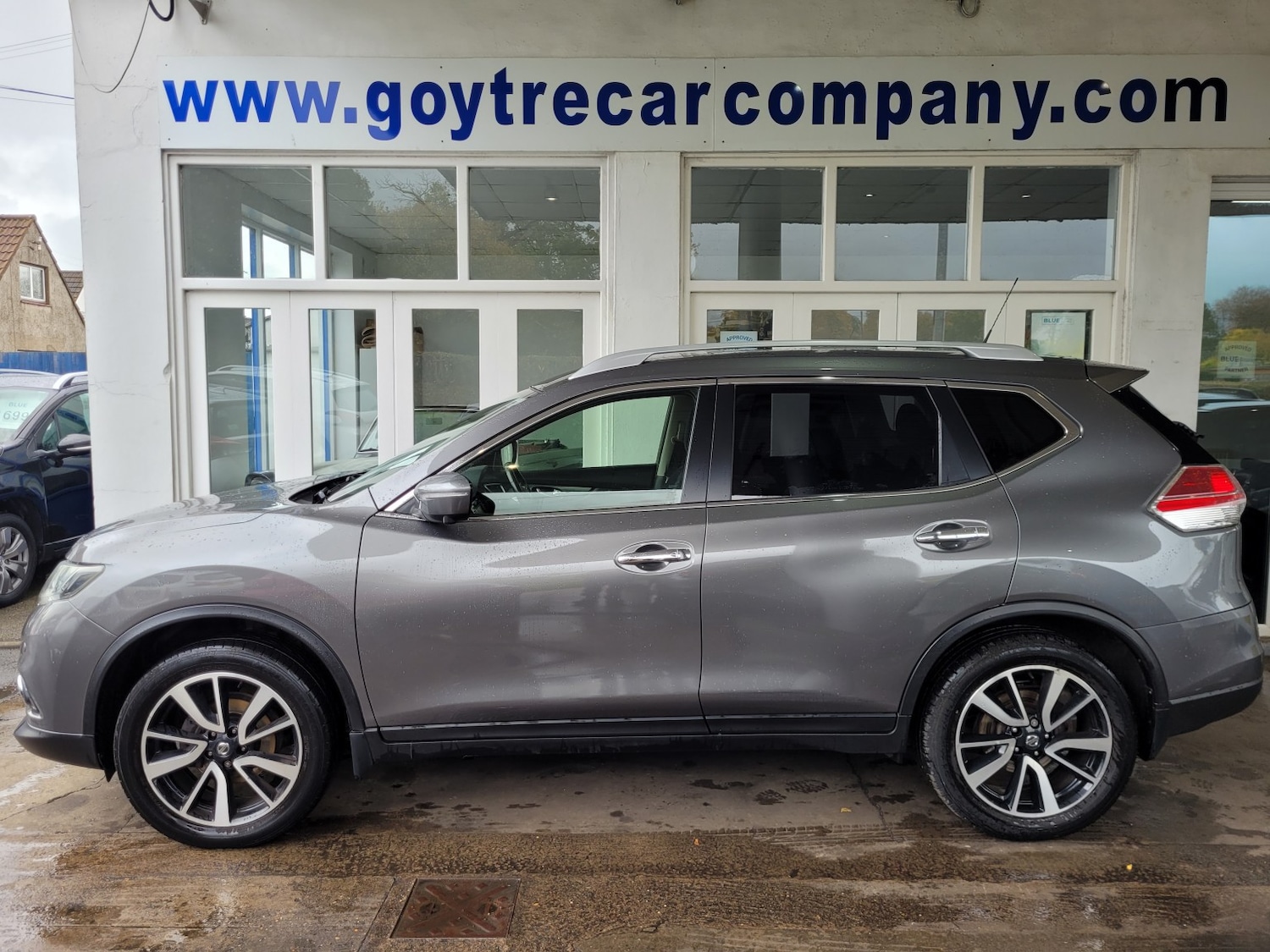 Used Nissan X-Trail 2017 for sale - 76430884: Photo 2