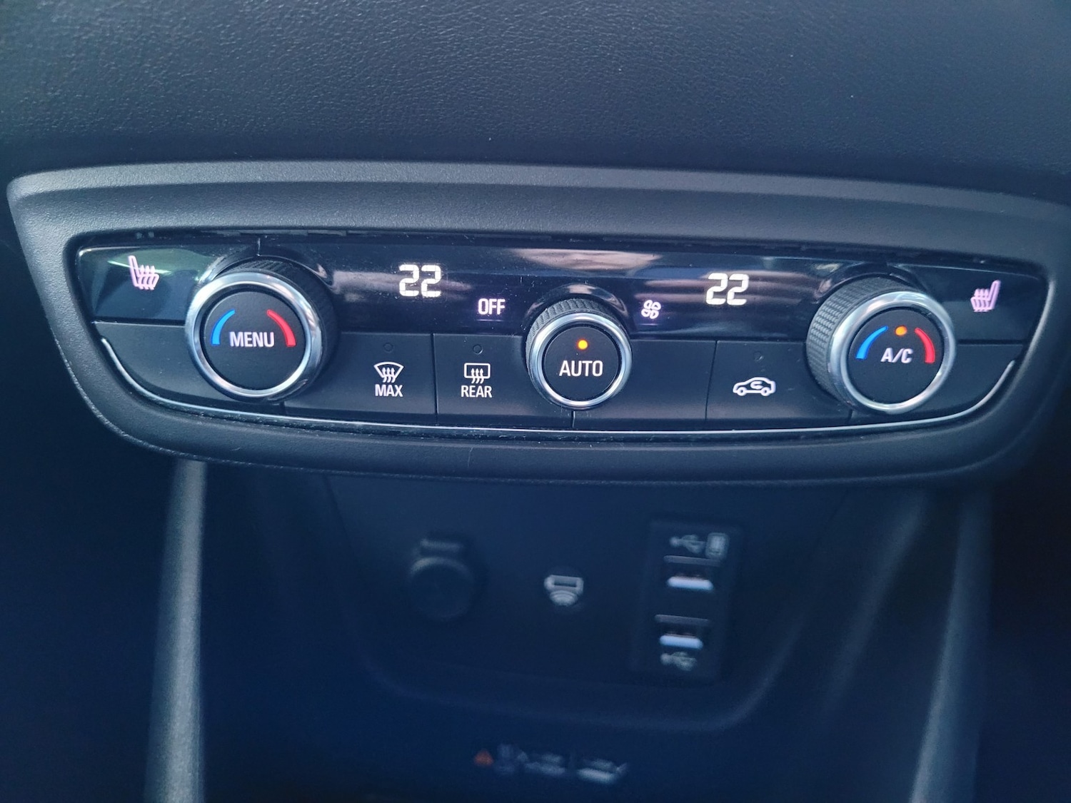 Used Vauxhall Crossland 2021 for sale - 77129480: Photo 23