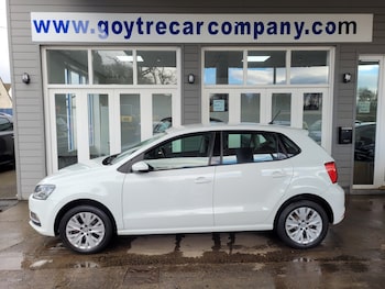 Used Volkswagen Polo 2016 for sale - 77610000: Photo