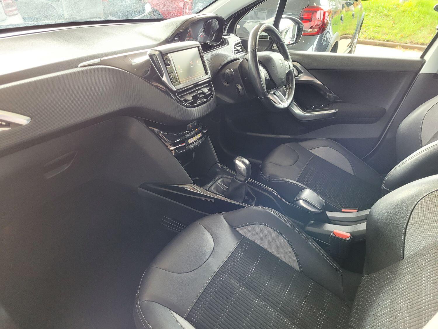 Used Peugeot 2008 2018 for sale - 76397065: Photo 15