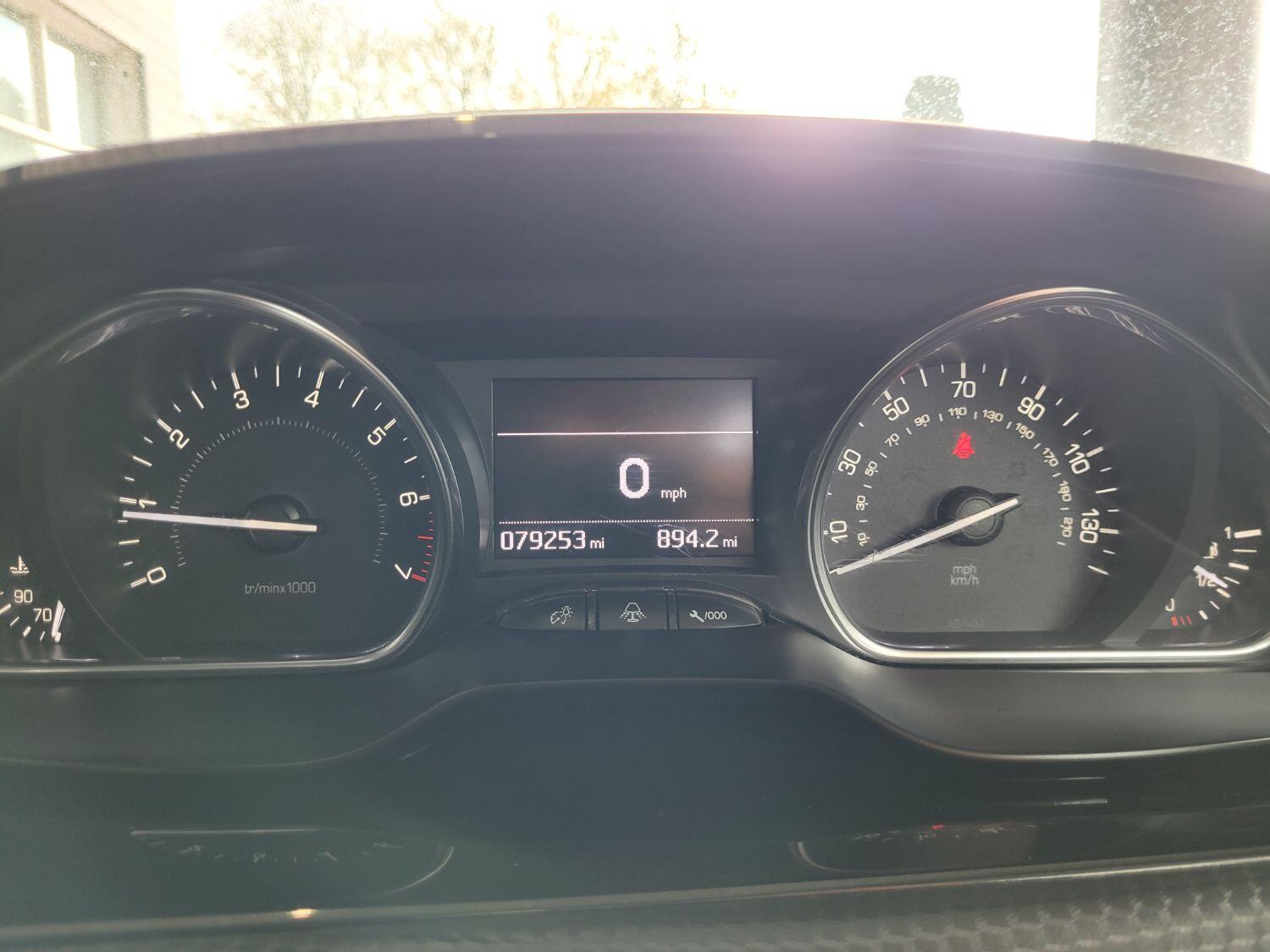 Used Peugeot 2008 2018 for sale - 76397065: Photo 21