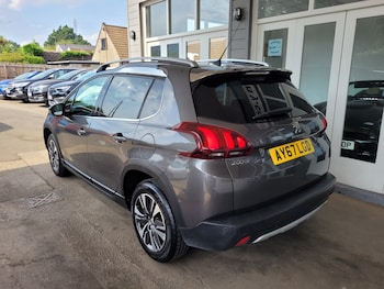 Used Peugeot 2008 2017 for sale - 79302134: Photo