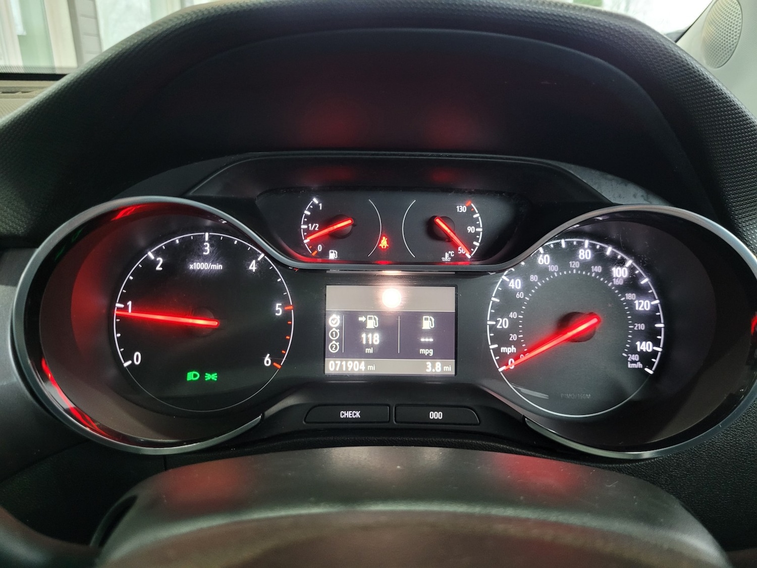 Used Vauxhall Crossland X 2018 for sale - 77277356: Photo 17