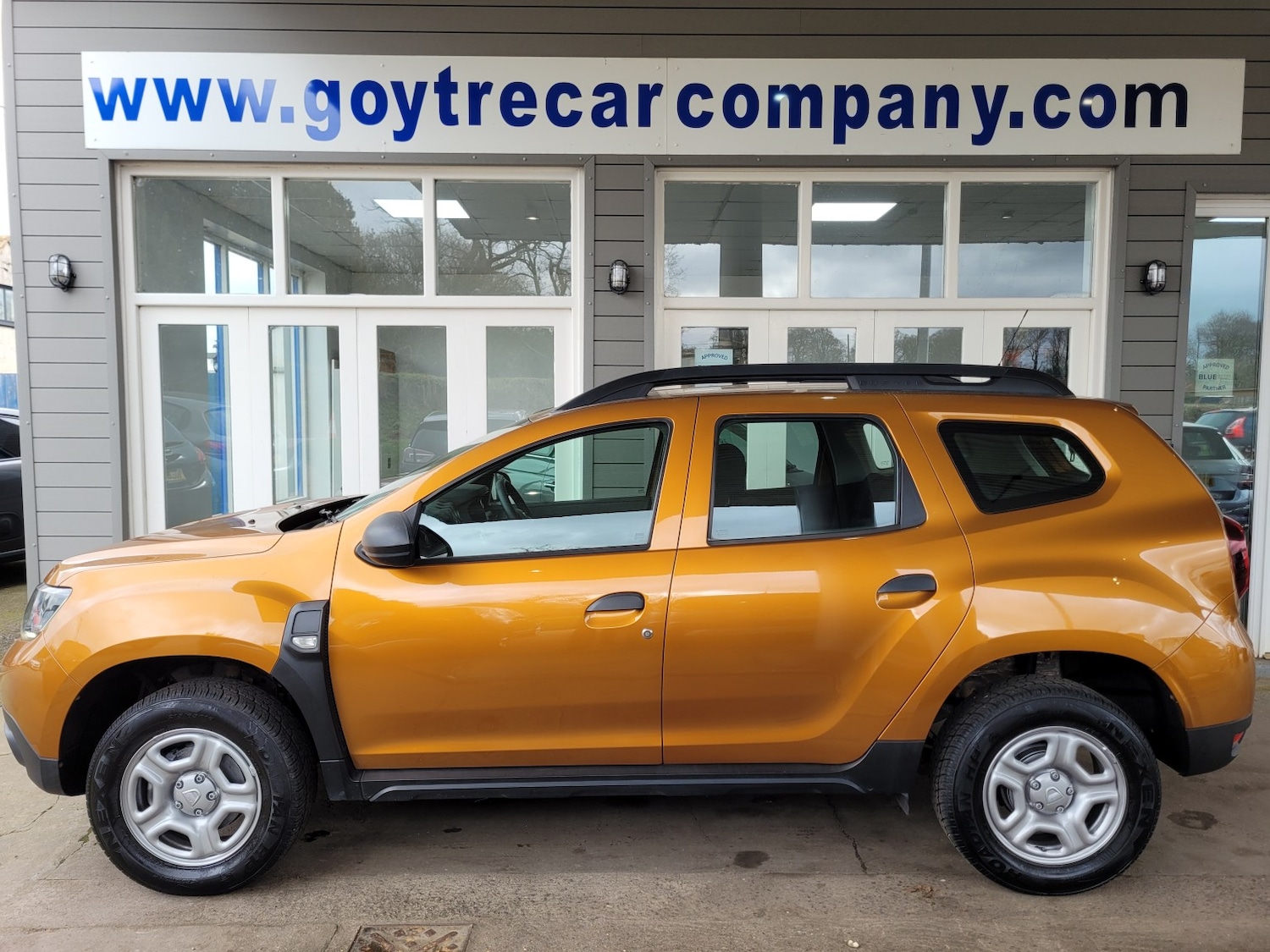 Used Dacia Duster 2019 for sale - 77822327: Photo 2