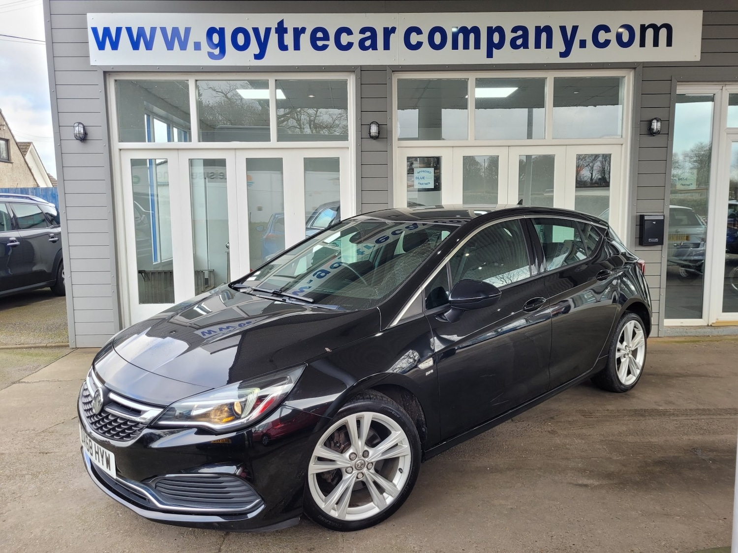 Used Vauxhall Astra 2018 for sale - 77656191: Photo 1