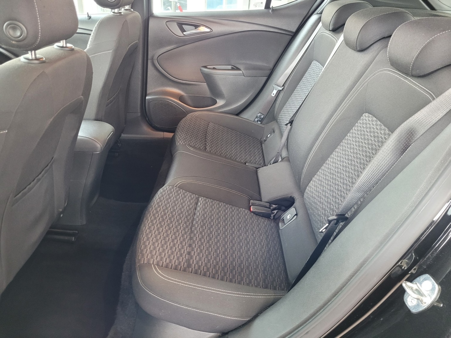 Used Vauxhall Astra 2018 for sale - 77656191: Photo 18