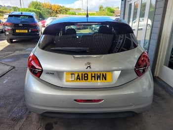 Used Peugeot 208 2018 for sale - 79779756: Photo