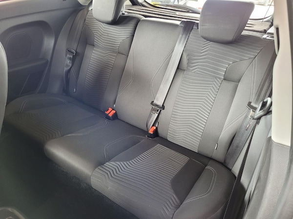 Used Ford Fiesta 2017 for sale - 74932300: Photo 14