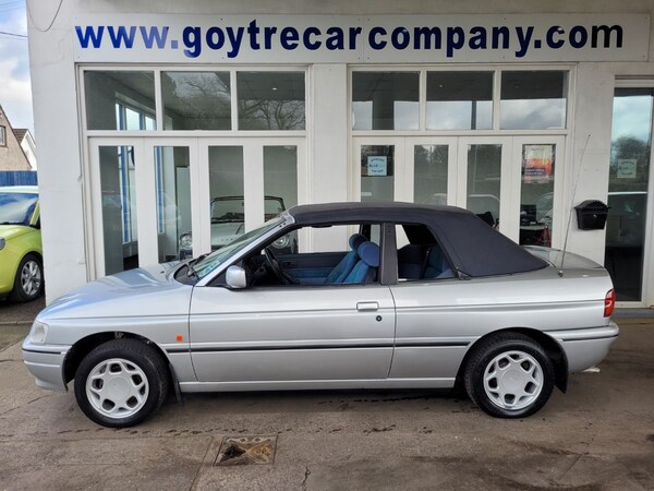 Used Ford Escort 1994 for sale - 66594730: Photo 20