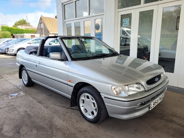 Used Ford Escort 1994 for sale - 66594730: Photo 7