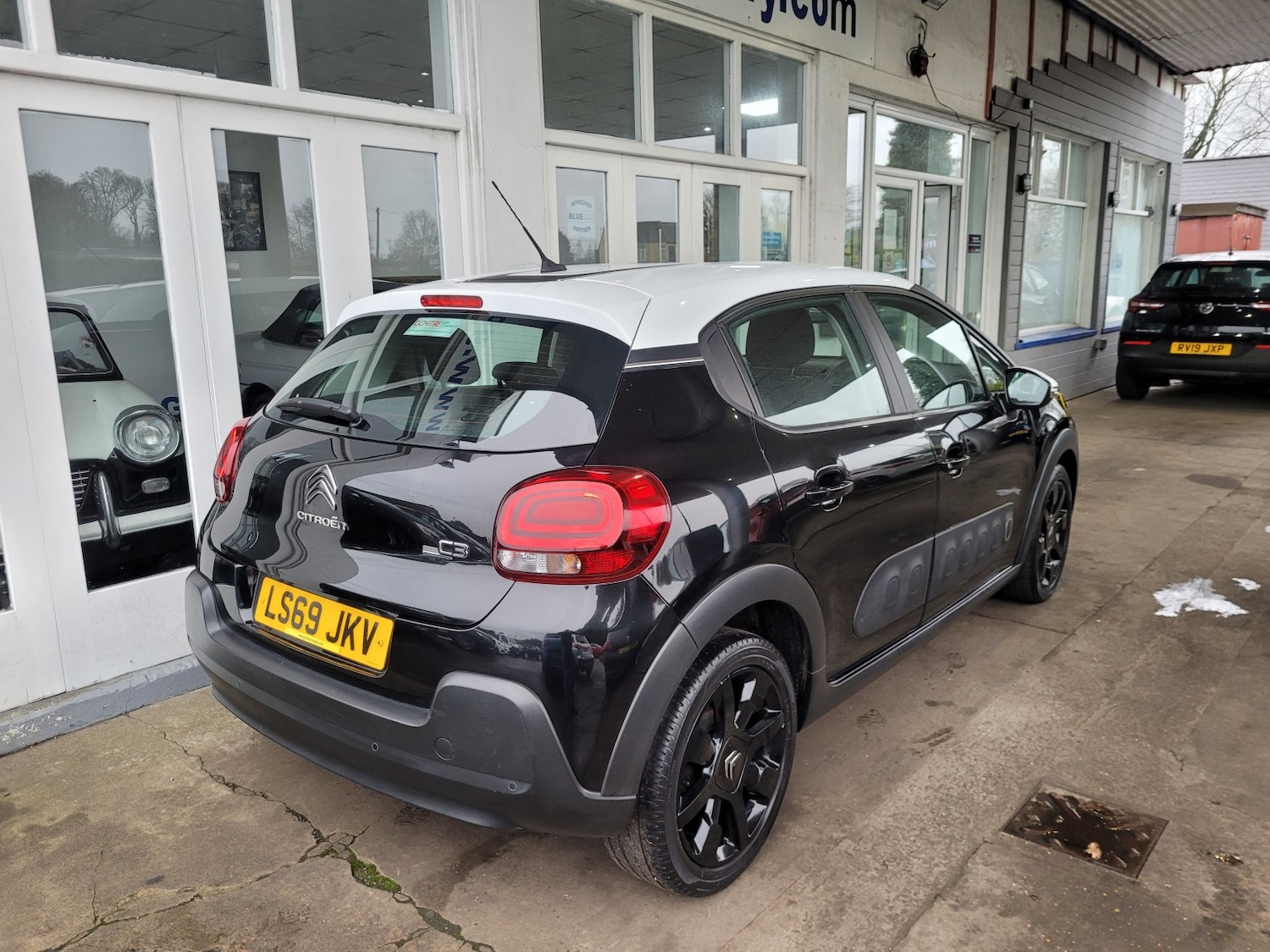 Used Citroen C3 2019 for sale - 76963374: Photo 5