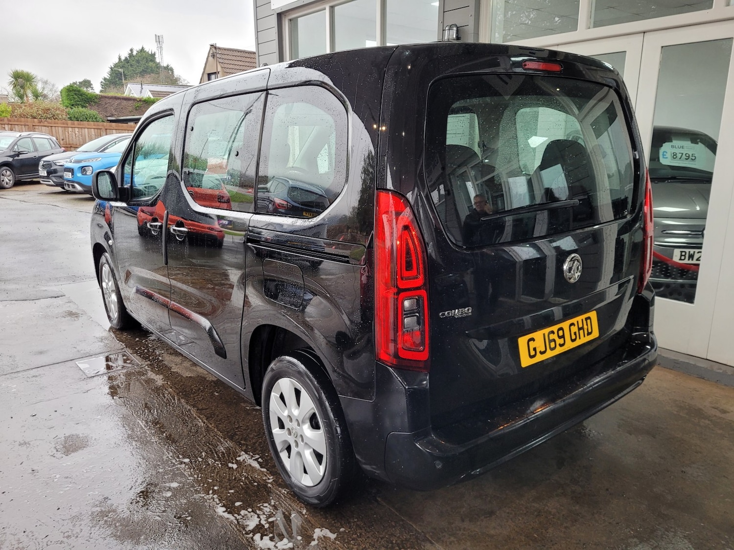 Used Vauxhall Combo Life 2019 for sale - 77453067: Photo 3