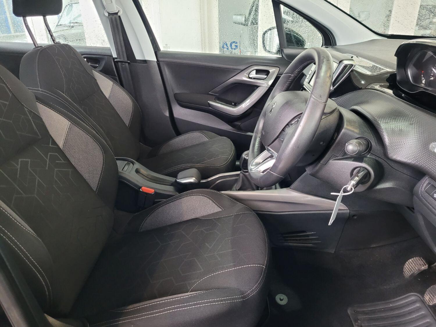 Used Peugeot 2008 2019 for sale - 76369289: Photo 12