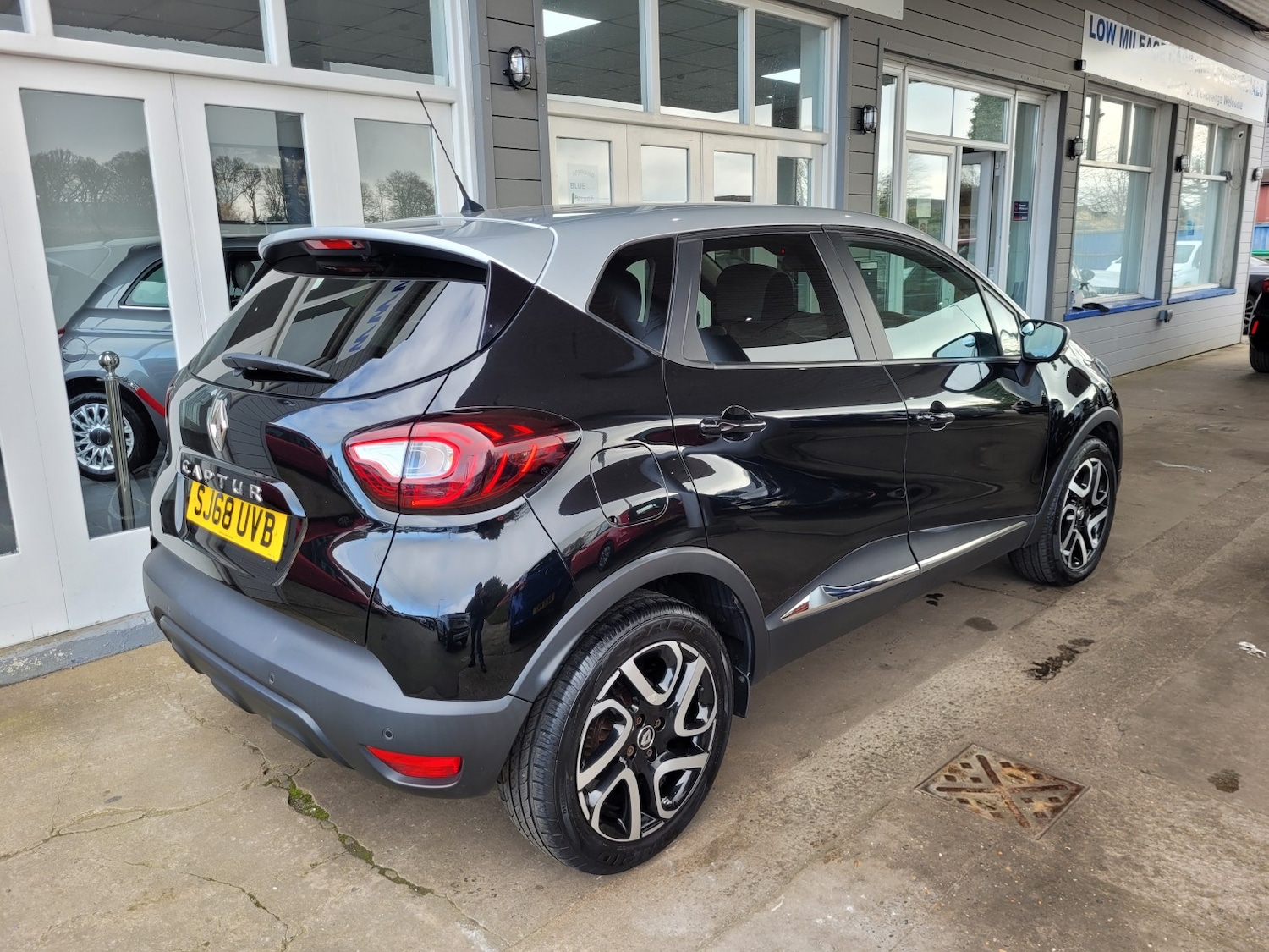 Used Renault Captur 2018 for sale - 77668501: Photo 5