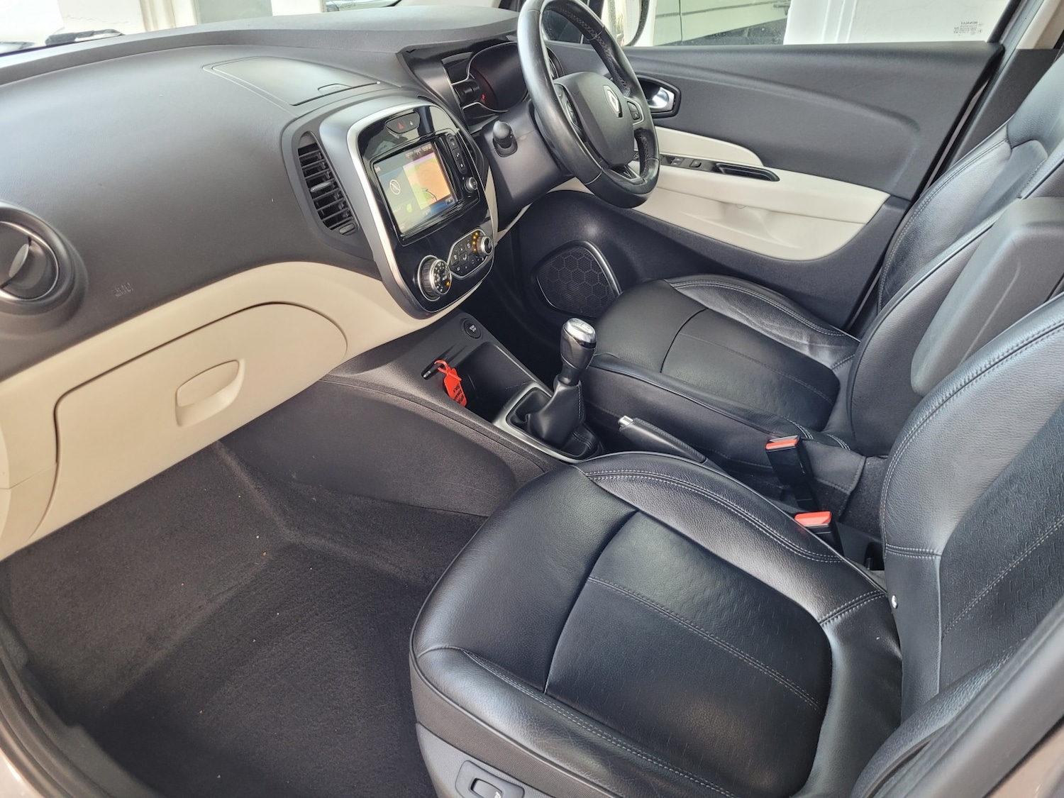 Used Renault Captur 2018 for sale - 76712371: Photo 12