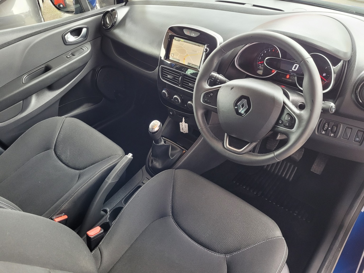 Used Renault Clio 2019 for sale - 78045699: Photo 11