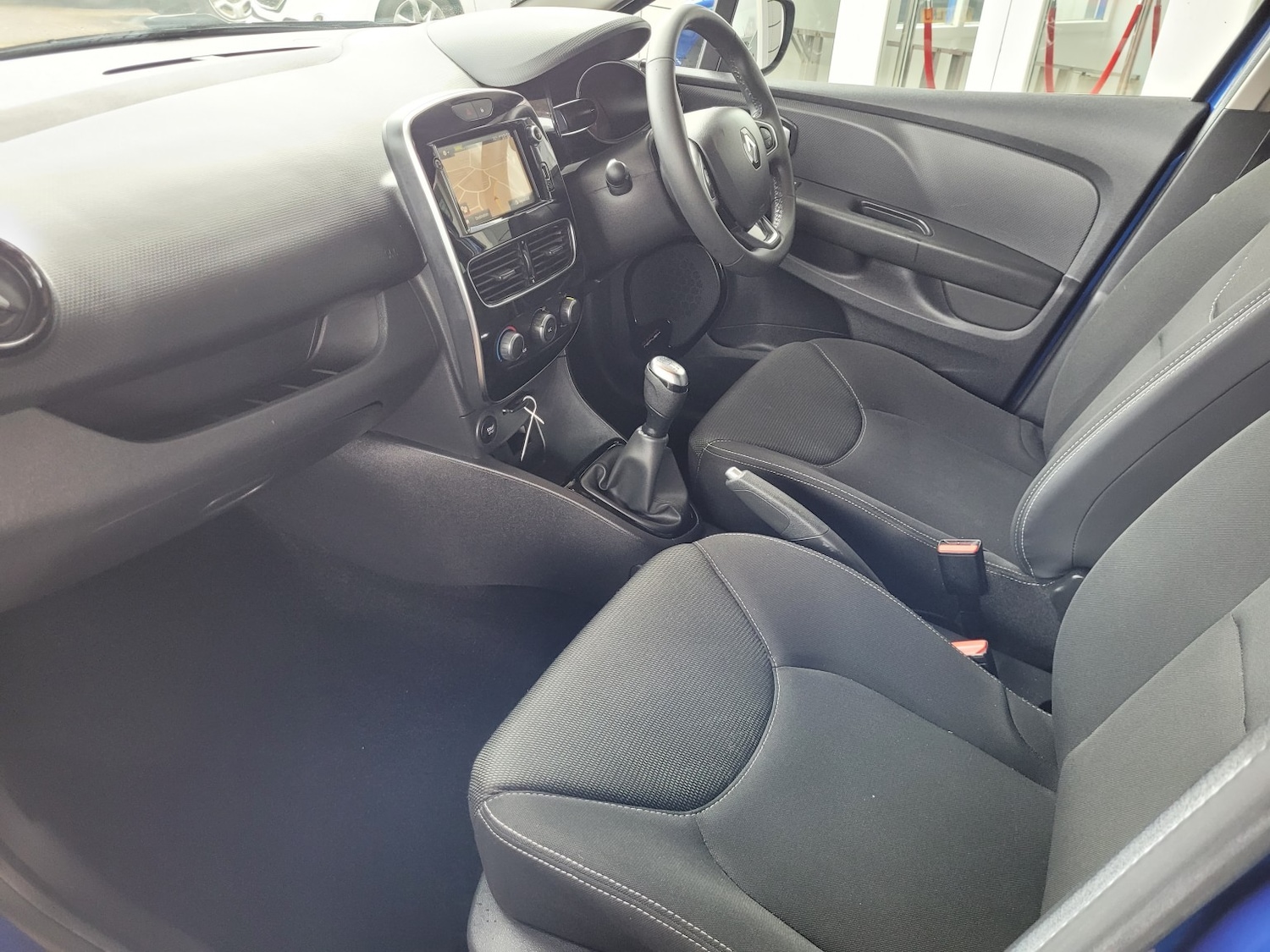 Used Renault Clio 2019 for sale - 78045699: Photo 15