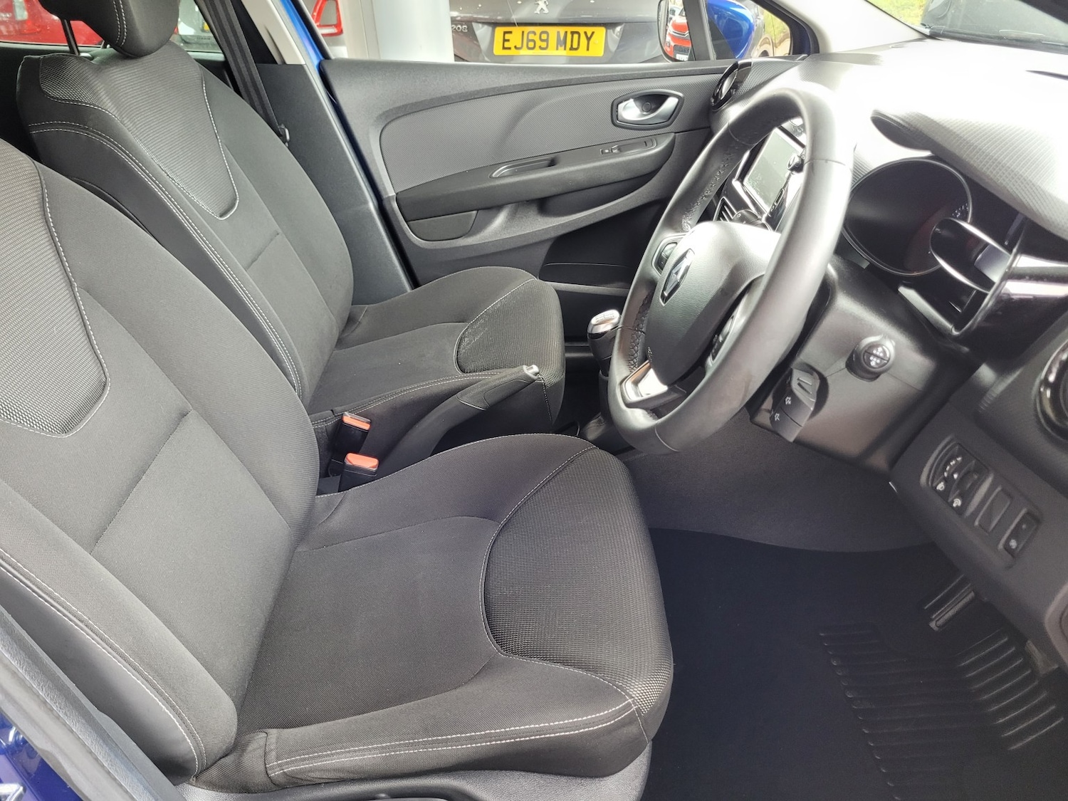 Used Renault Clio 2019 for sale - 78045699: Photo 9