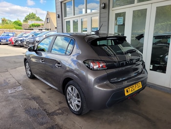 Used Peugeot 208 2020 for sale - 79471041: Photo