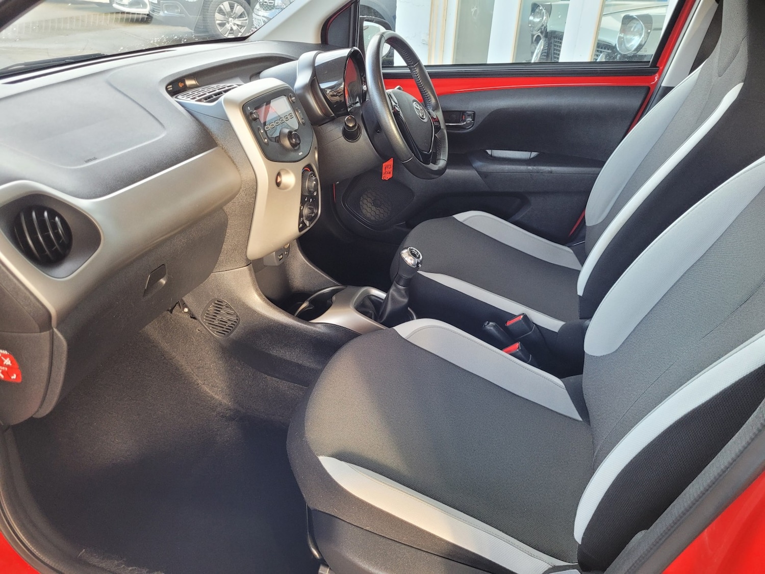 Used Toyota AYGO 2018 for sale - 76924460: Photo 13