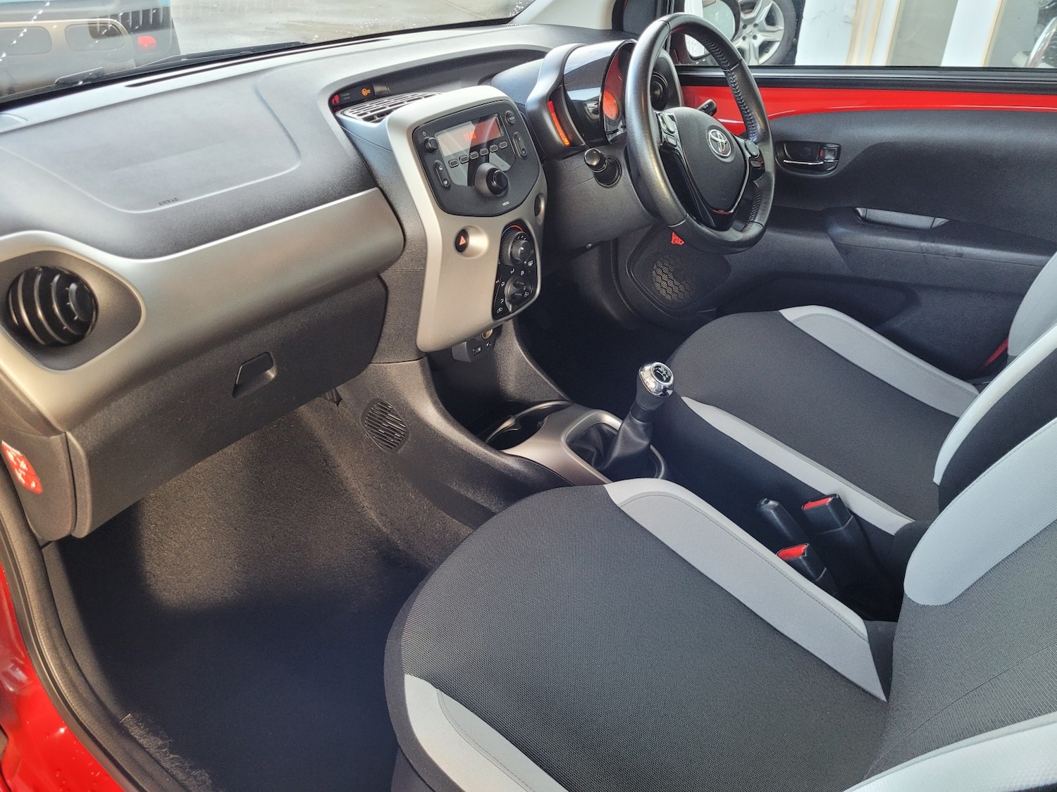 Used Toyota AYGO 2018 for sale - 76924460: Photo 14