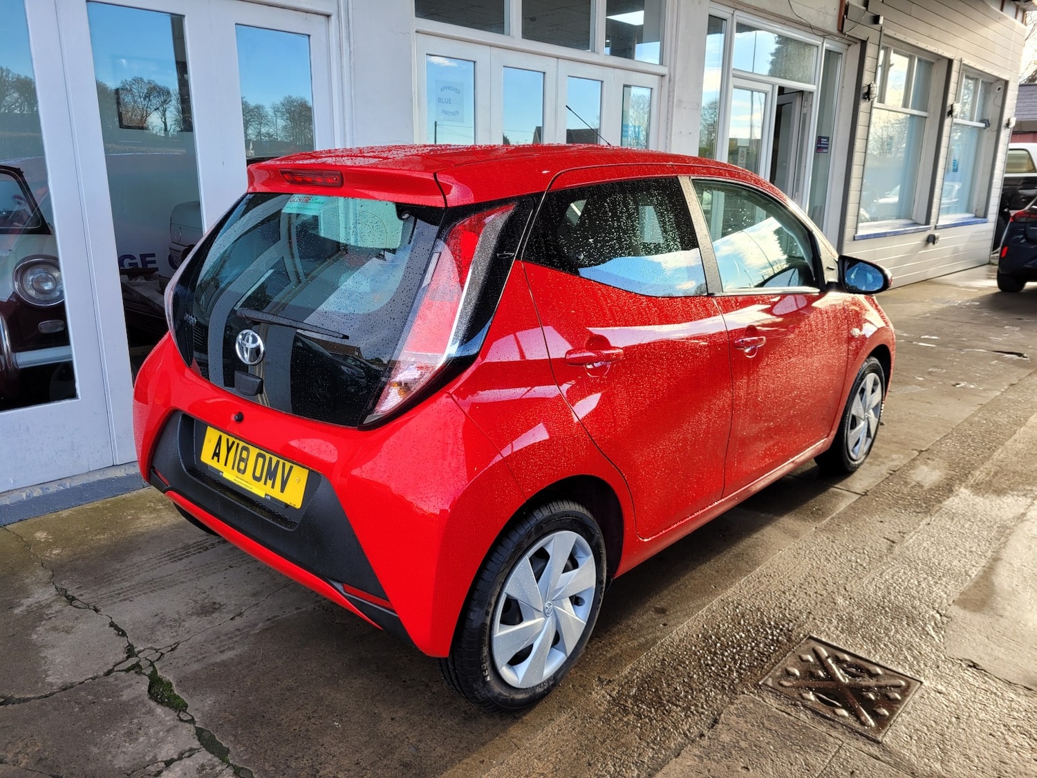 Used Toyota AYGO 2018 for sale - 76924460: Photo 5