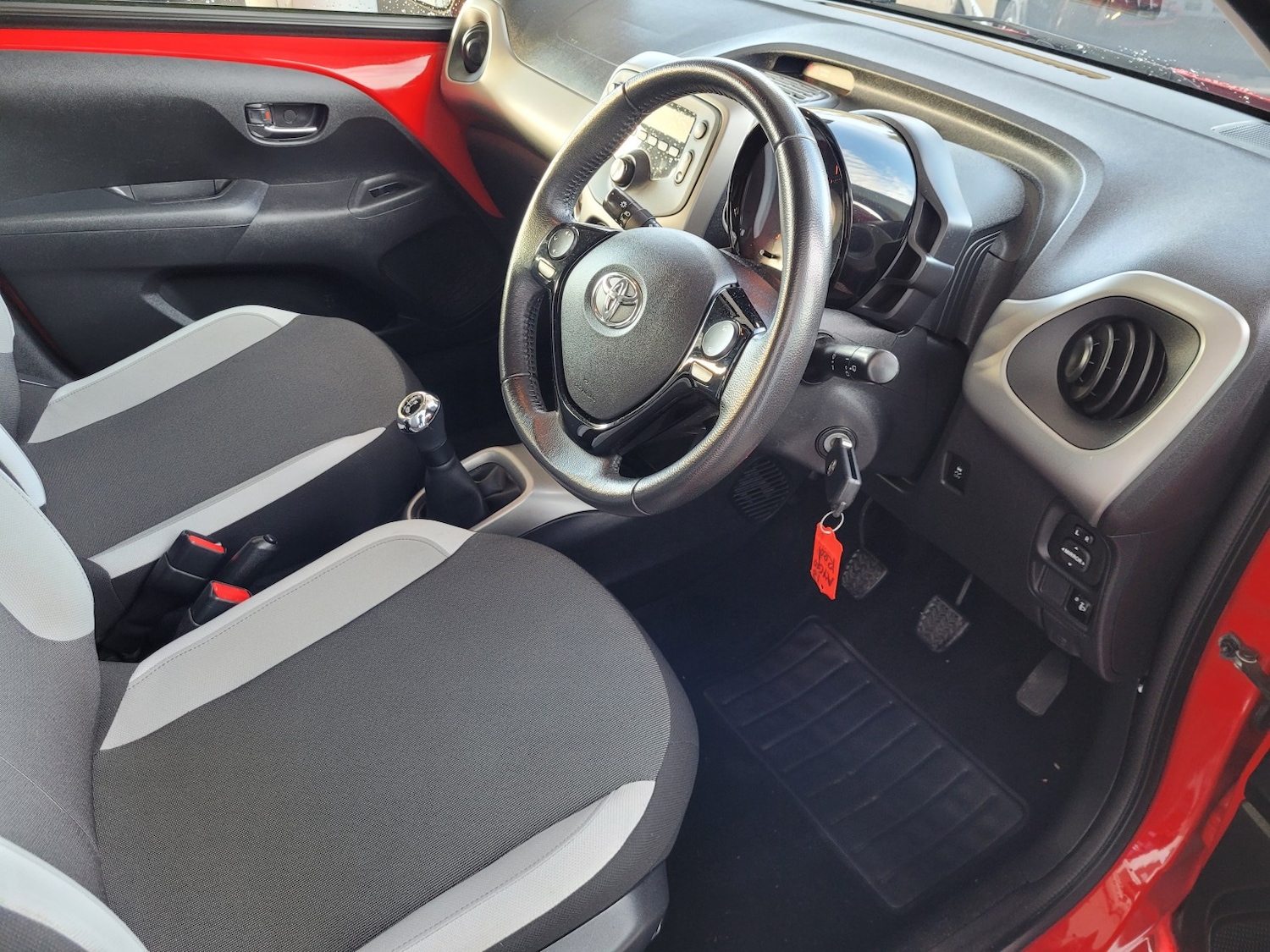 Used Toyota AYGO 2018 for sale - 76924460: Photo 9